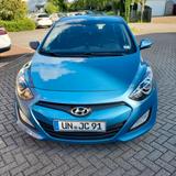 Hyundai i30 1.4 CRDi Classic Classic - Hyundai i30 mit Diesel-Antrieb: Limousine, 1.4