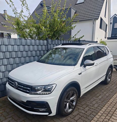 VW Tiguan Allspace R-Line 2.0 TDI