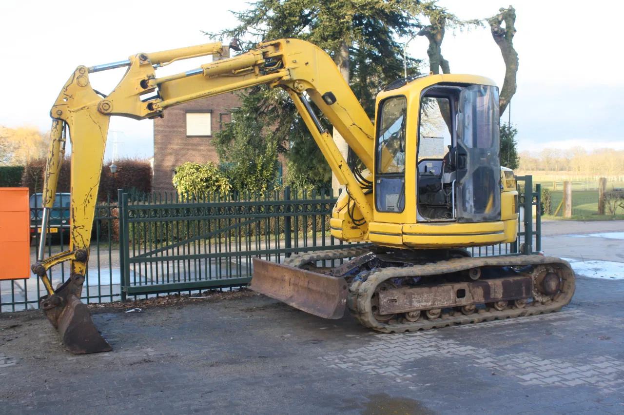 Komatsu PC75UU-2 graafmachine 7600KG