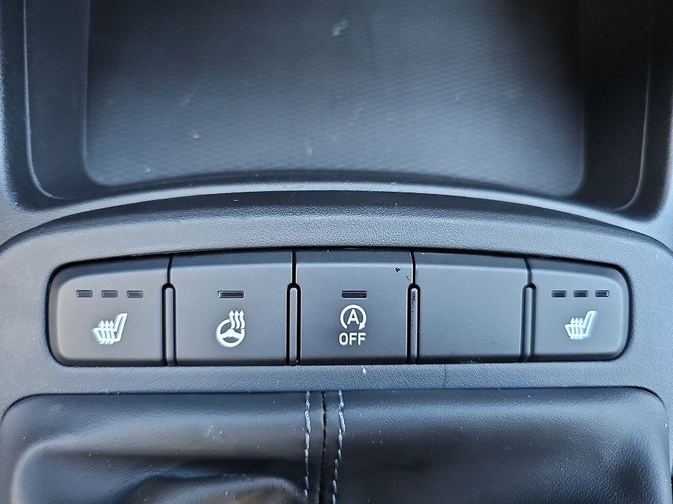 Fahrzeugabbildung Hyundai i10 1.0 5-MT TREND NAVI+KAMERA+KLIMA+SHZ+LENKHZ+