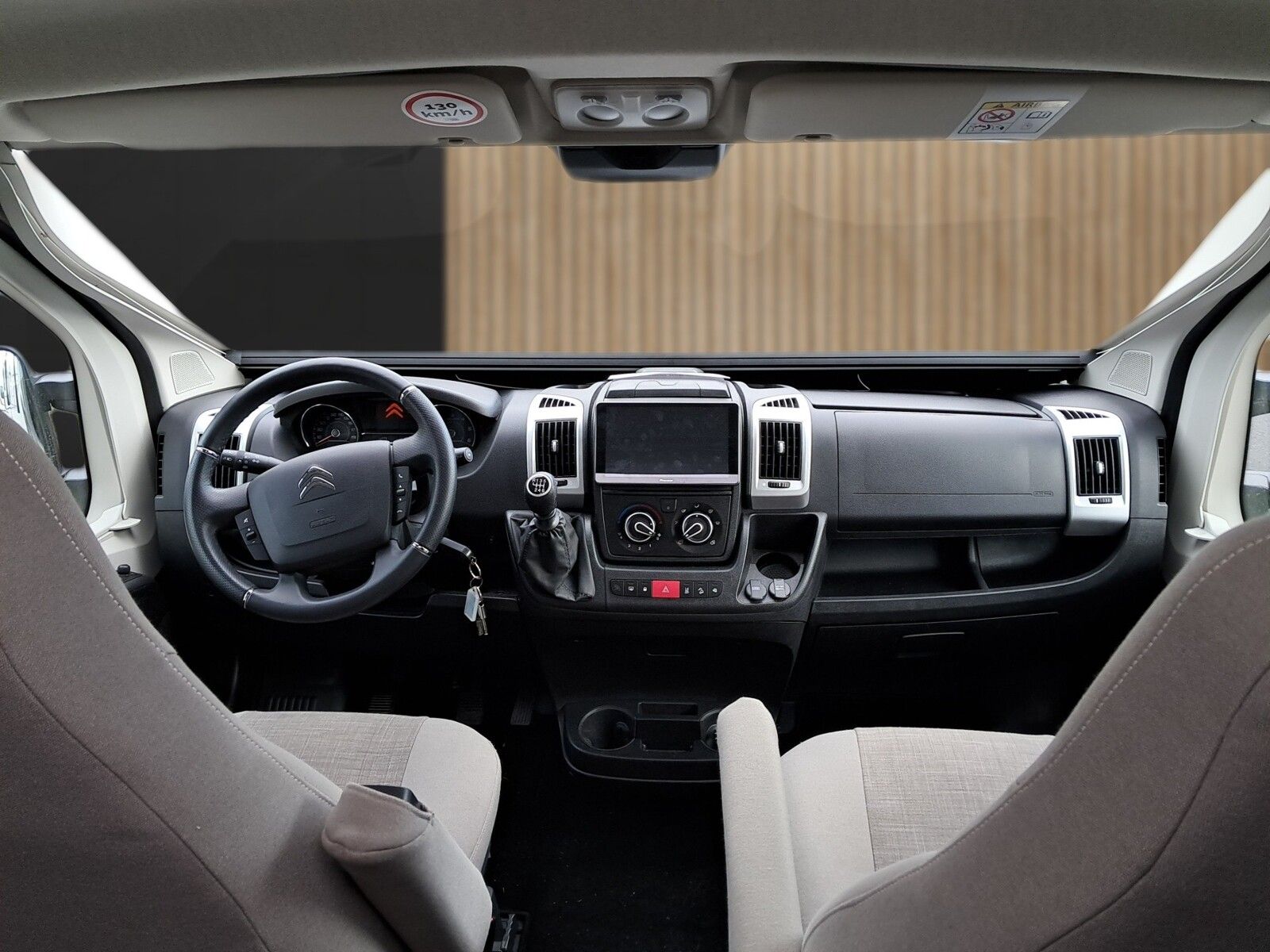 Fahrzeugabbildung Pössl Summit 640 Citroen 165 PS Mark./AHK/Navi/Solar