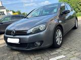 Volkswagen Golf VI Style*Multilenkrad*SHZ*PDC*BT*USB*Tempom - Volkswagen Golf: Us
