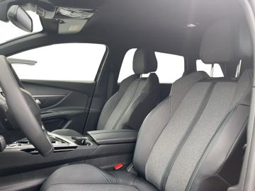 Peugeot 5008 Hybrid 136 Allure Pack Kam, KeyLe, LED,7Sit