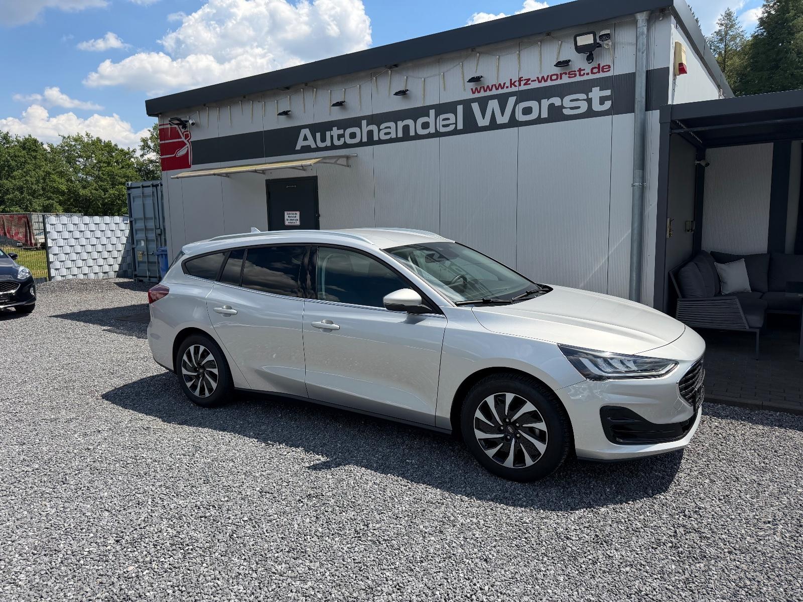 Ford Focus Turnier Hybrid Titanium-Top