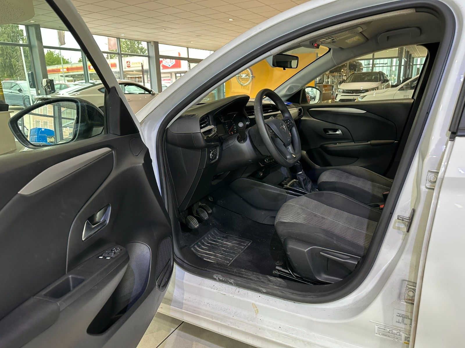 Fahrzeugabbildung Opel Corsa F 1.2 KLIMA/SPURASSISTENT/TEMPOMAT