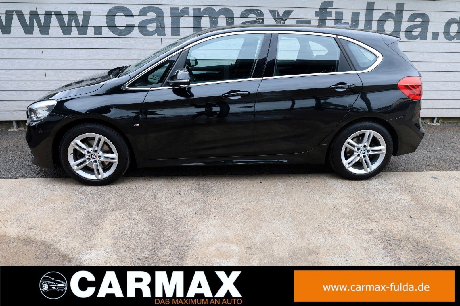 Fahrzeugabbildung BMW 220iA Active Tourer M Sport Alcantara,LED,SH,PDC