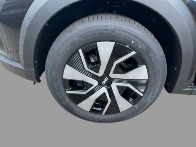 Fahrzeugabbildung Dacia Sandero Stepway Essential TCe 90
