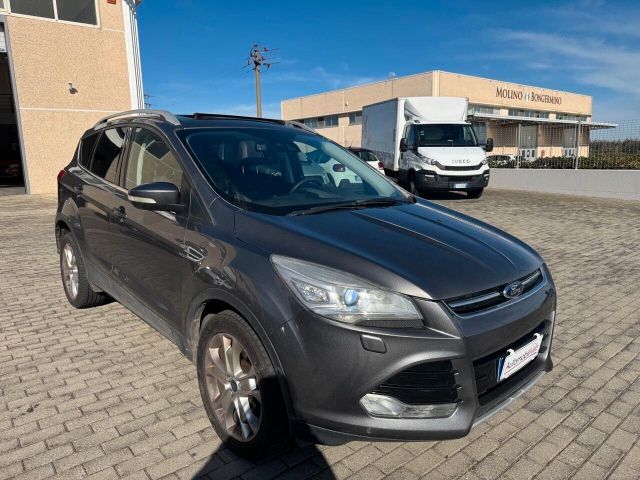 Ford Kuga 2.0 TDCI 140 CV 4WD Powershift Titaniu