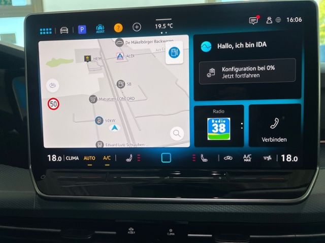 Fahrzeugabbildung Volkswagen Golf 1.5 TSI GOAL AHK NAVI LED-PLUS