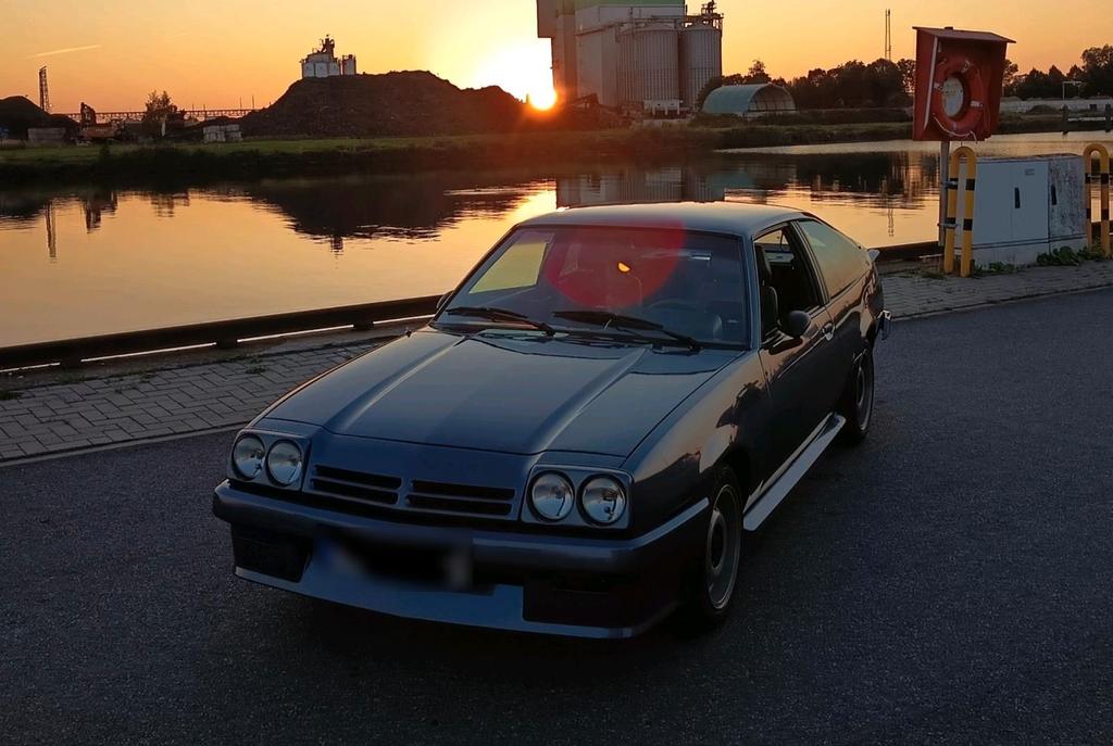 Opel Manta b "CC" GSI Hatchback