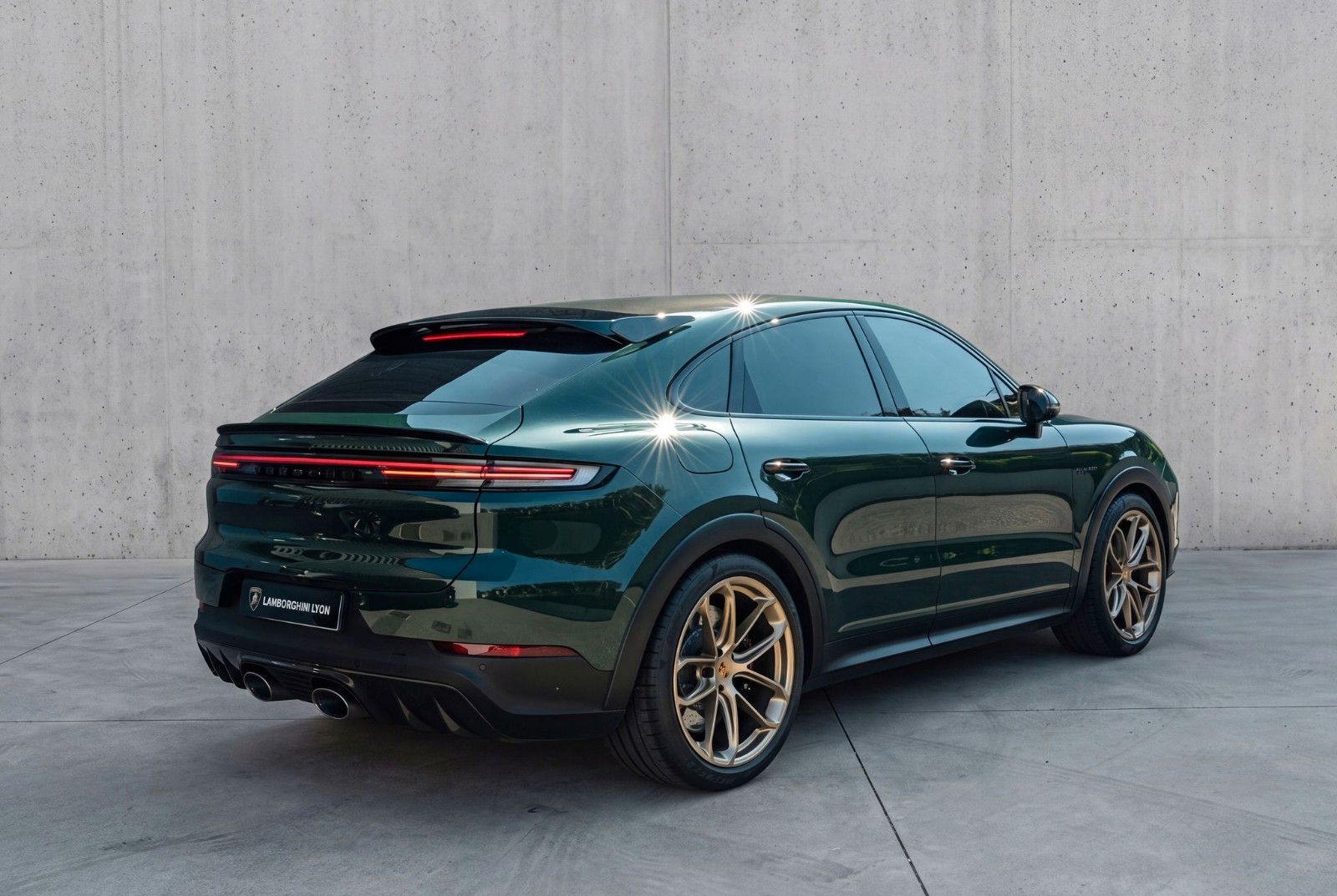 Porsche Cayenne Turbo E-Hybrid mit GT-Paket imagem 2