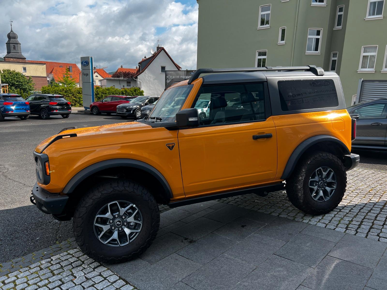 Ford Bronco 2.3 Badlands 4x4 *2-Door*
