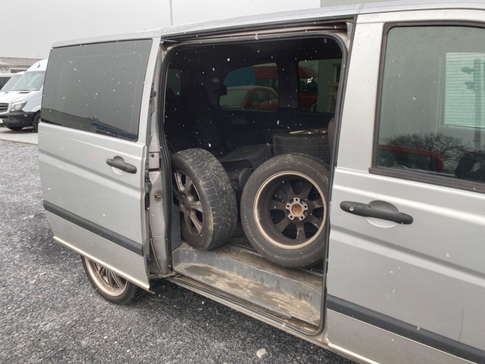 Fahrzeugabbildung Mercedes-Benz Vito Kombi 120 CDI  7-Sitzer *Kundenauftrag*