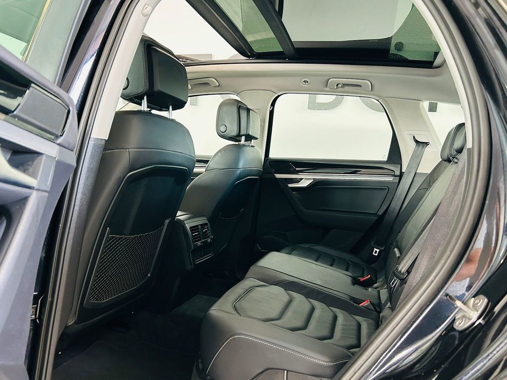Volkswagen Touareg 4M ELEGANCE NAVI*LEDER*PANO*E.SITZE*LED*