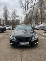 Mercedes-Benz E 200 BlueEFFICIENCY AVANTGARDE AVANTGARDE - Mercedes-Benz E 200 in Halle