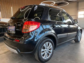 Suzuki SX4 1.6 VVT 2WD Style Automatik *SHZ*NAVI*KLIMA*