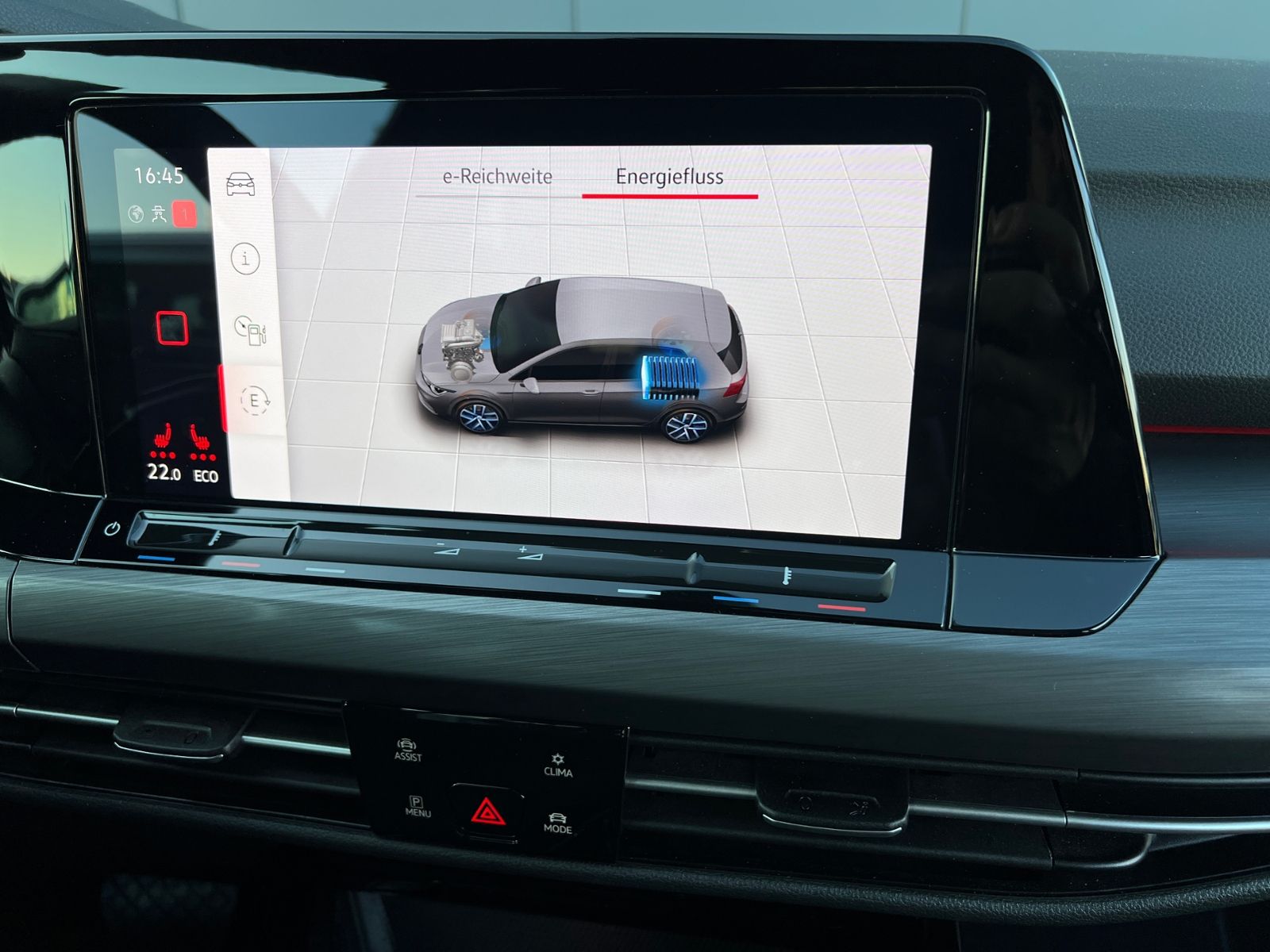 Fahrzeugabbildung Volkswagen Golf Style 1.4 TSI eHybrid DSG *AHK, IQ-Light, A