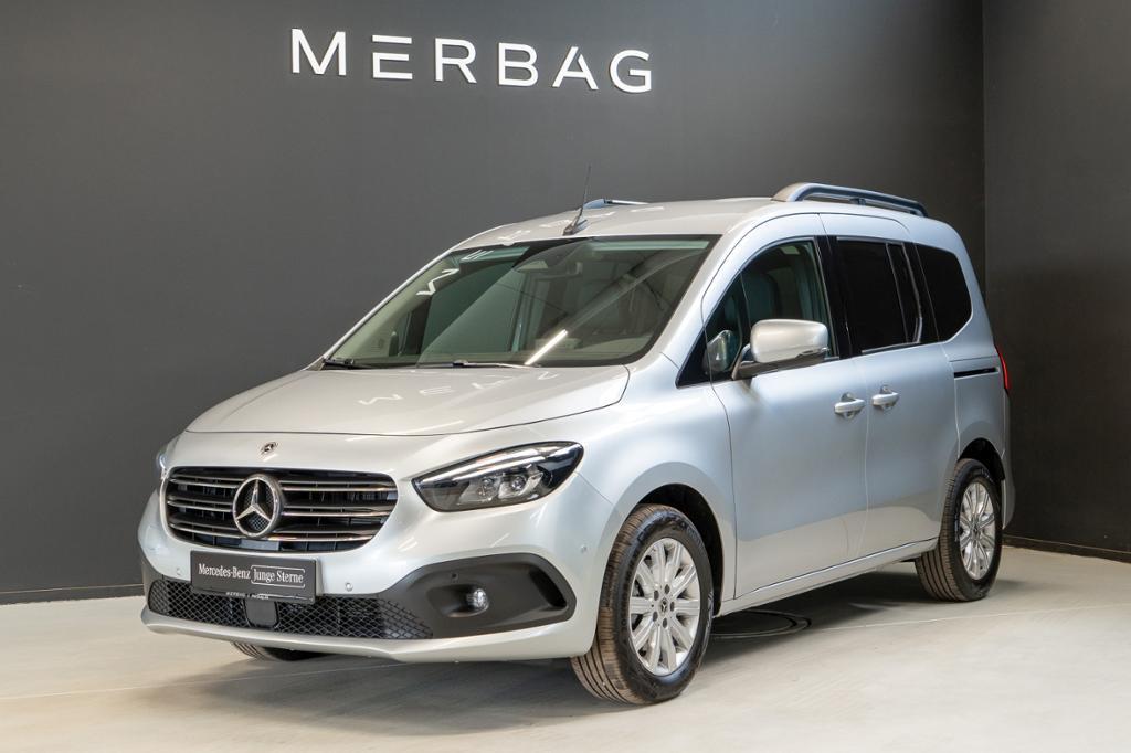 Mercedes-Benz T 180 d *Edition LED Navi Kamera AHK 7-G AUT