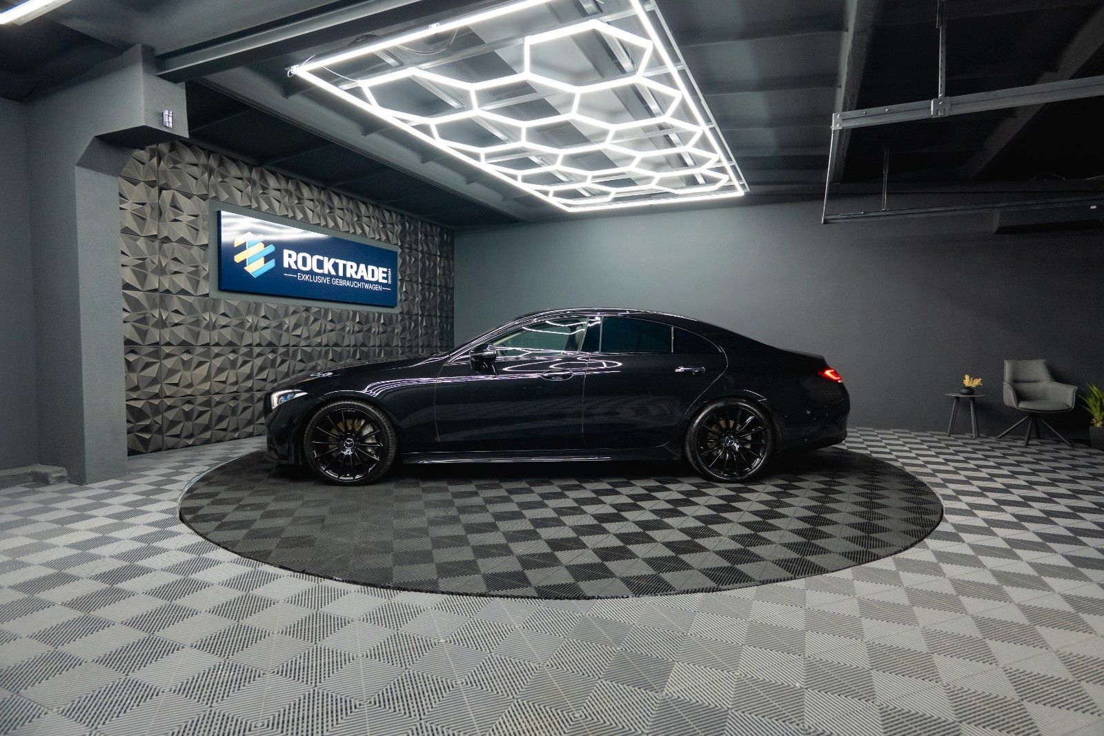 Fahrzeugabbildung Mercedes-Benz CLS 400d 4Matic AMG Night-Paket *Burmester*ACC*