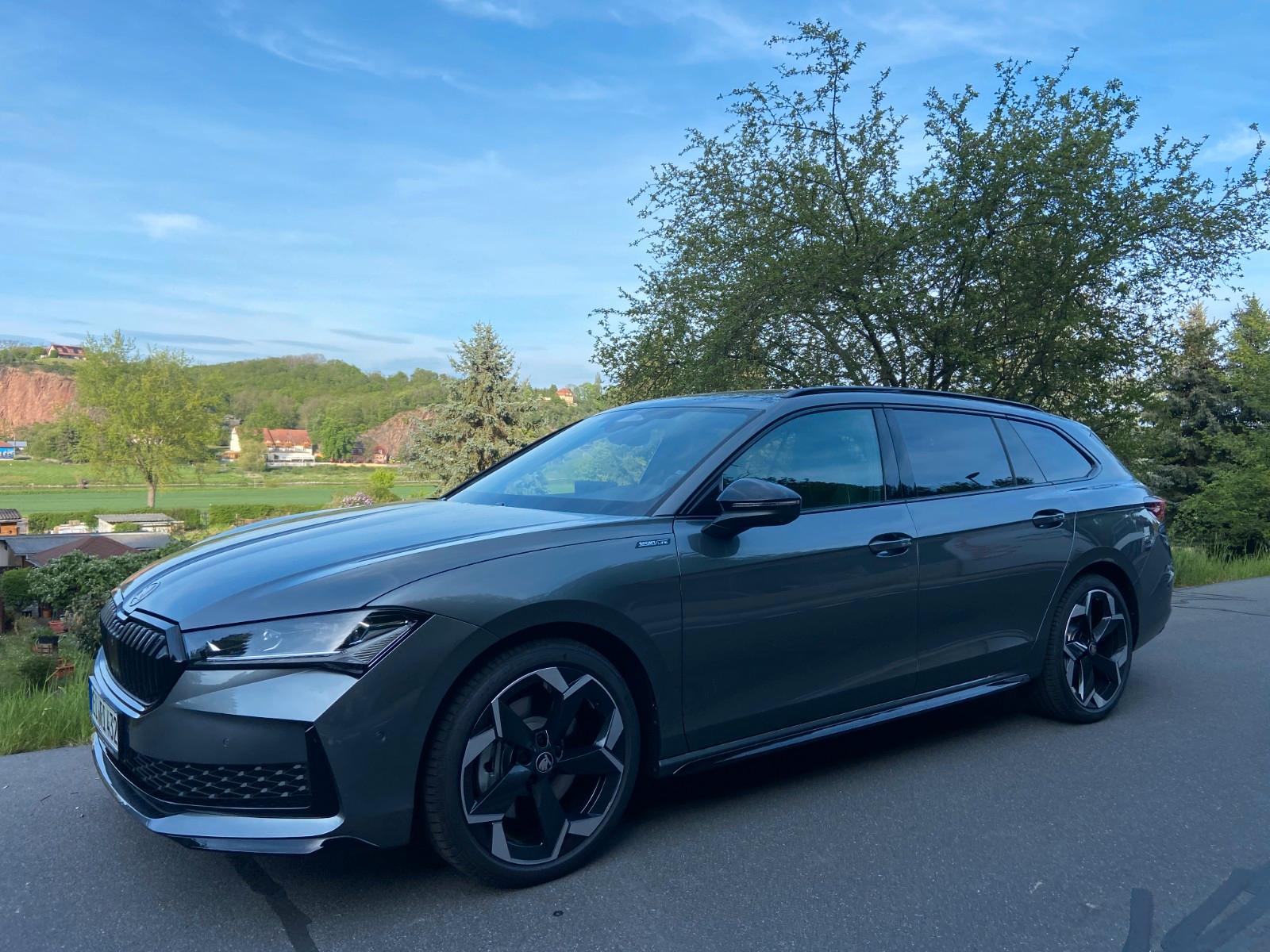 Skoda Superb Combi 2.0 TDI 142 kW 4x4 Sportline
