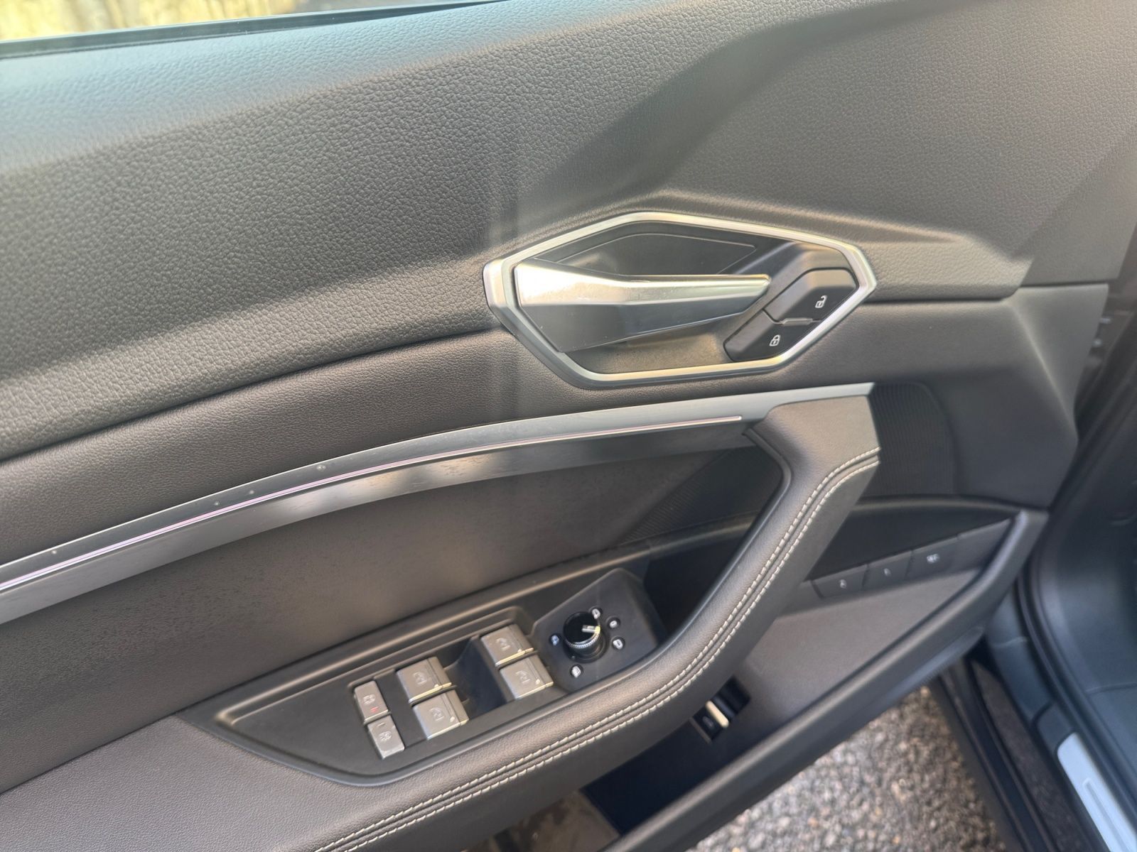 Audi Q8 e-tron - Bild 16