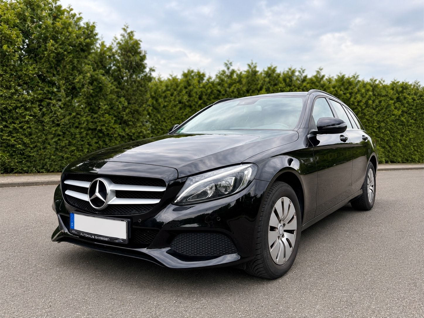 MERCEDES-BENZ C 220