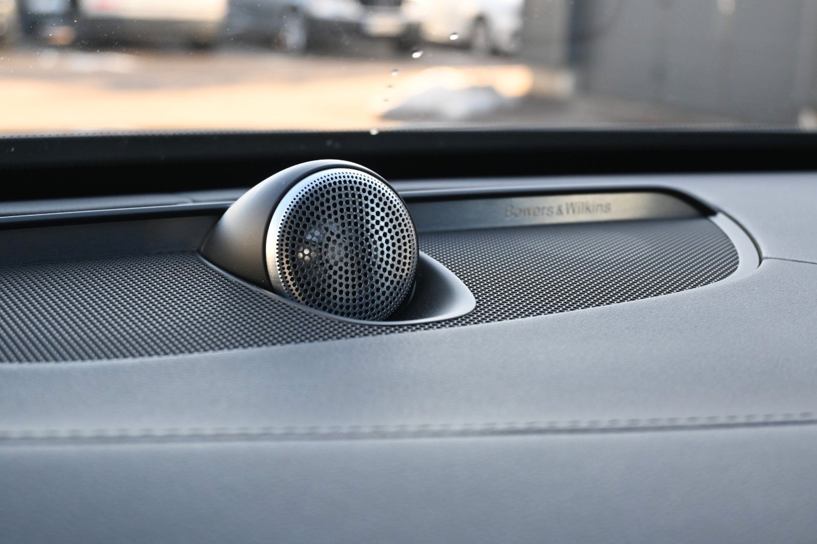 Fahrzeugabbildung Volvo XC90 D5 AWD Autom. Inscription*LUFT*360°*AHK*7-S