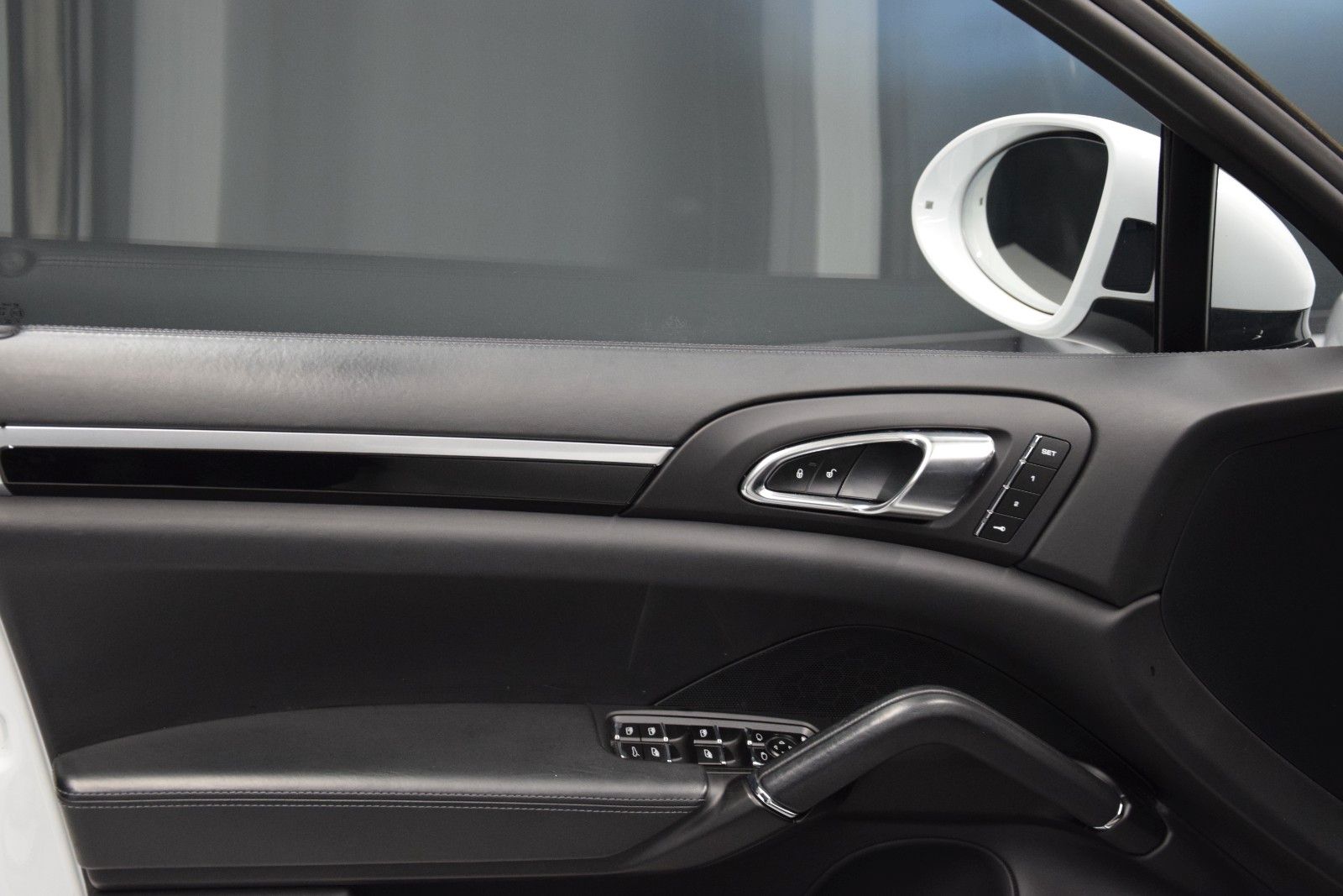 Fahrzeugabbildung Porsche Cayenne Turbo S ACC Luft Sitzbel. s.AGA LED 360°