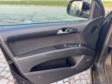 Audi Q7 - 11