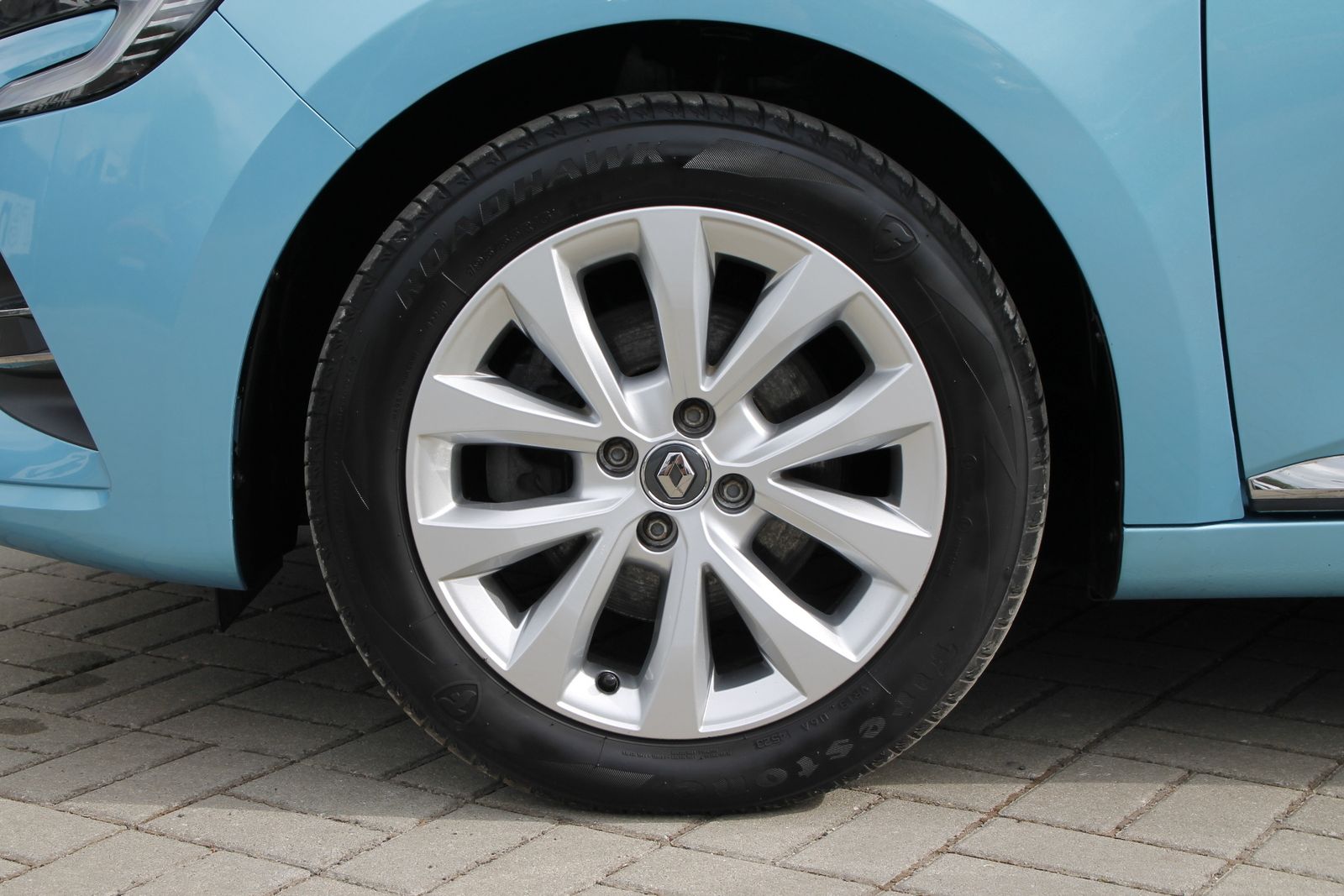 Fahrzeugabbildung Renault Clio V Intens Hybrid Automatik