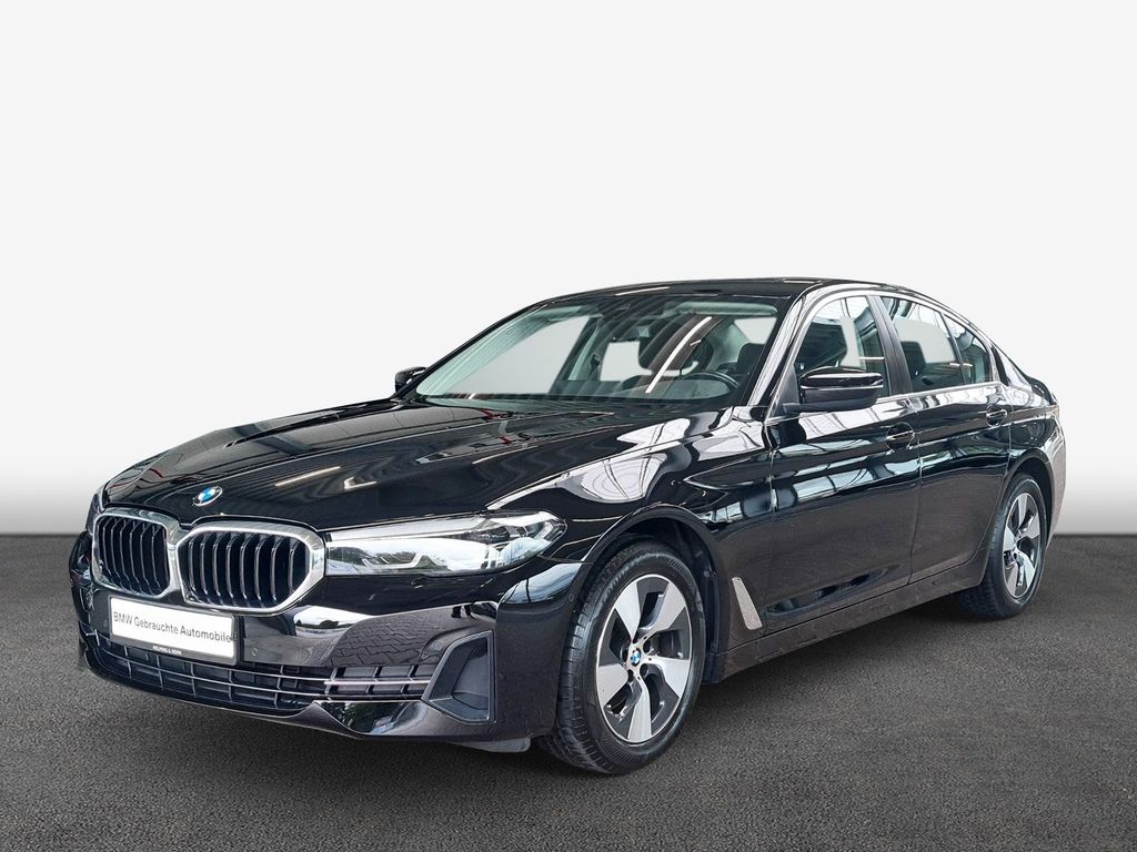 BMW 520 d Limousine HiFi AHK Ambiente DAB Shz. uvm. - 2022