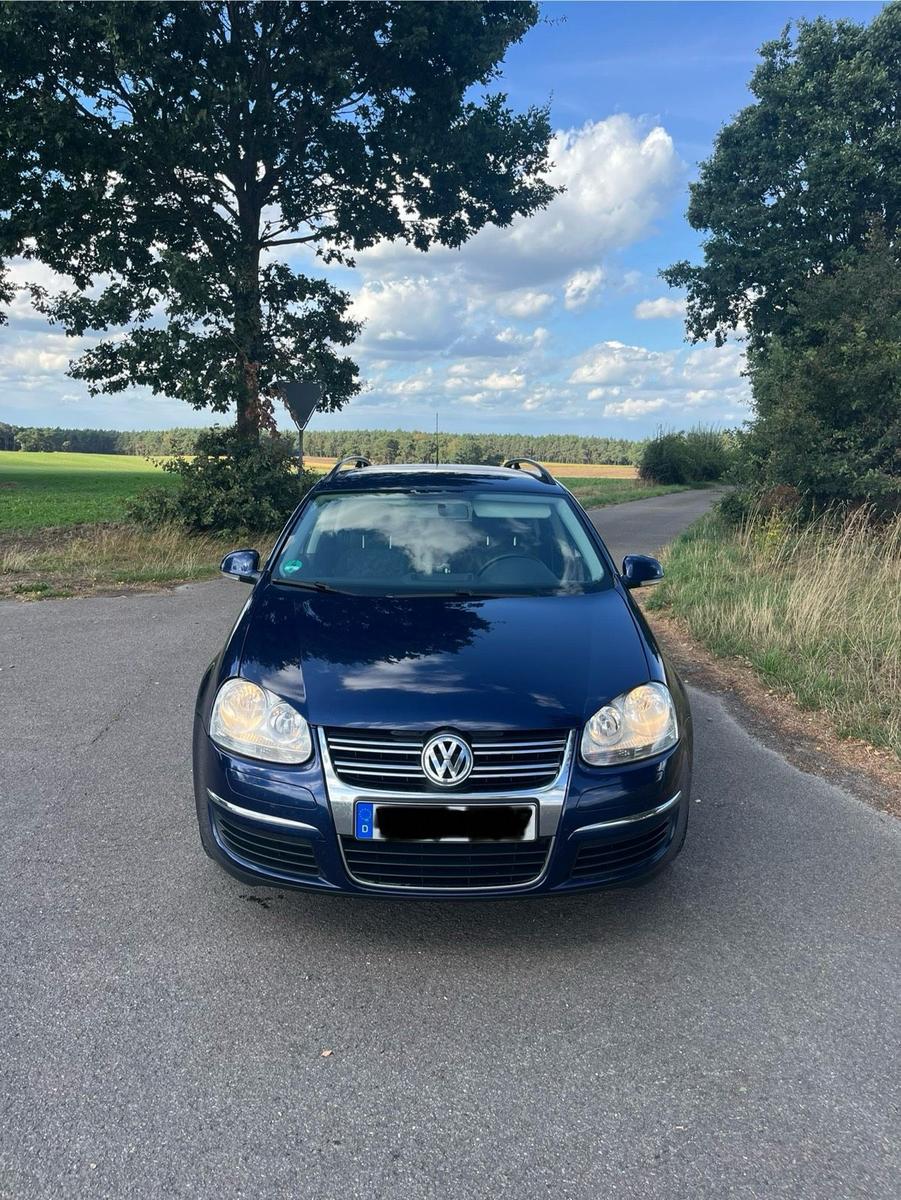 Volkswagen Golf 2007 — rear view