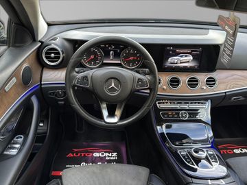 Mercedes E 200 - 10