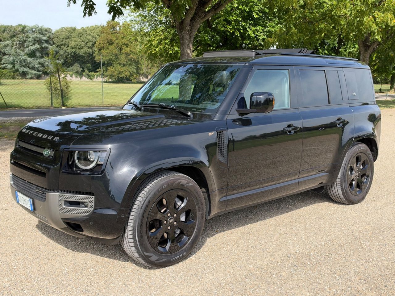 Other Land Rover Defender 110 3.0 l6 400 CV 7 POSTI !! imagem 3