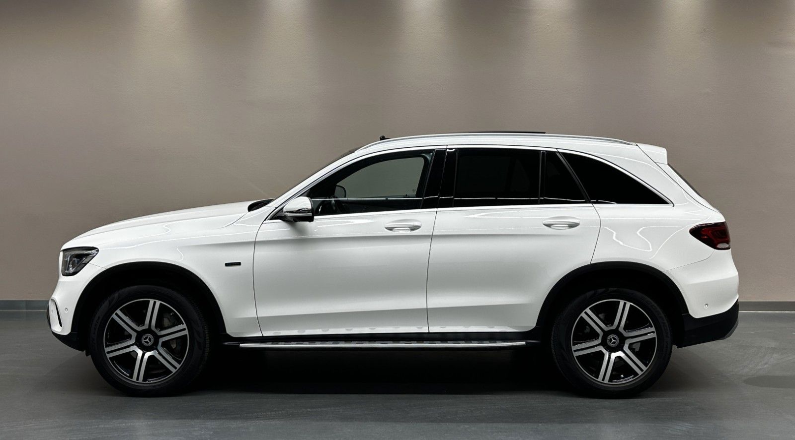 Mercedes-Benz GLC300 e 4Matic PANO BURMESTER MEMORY 360° AHK foto 4