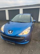 Peugeot 206+ - Peugeot 206 in Frankfurt (Main)