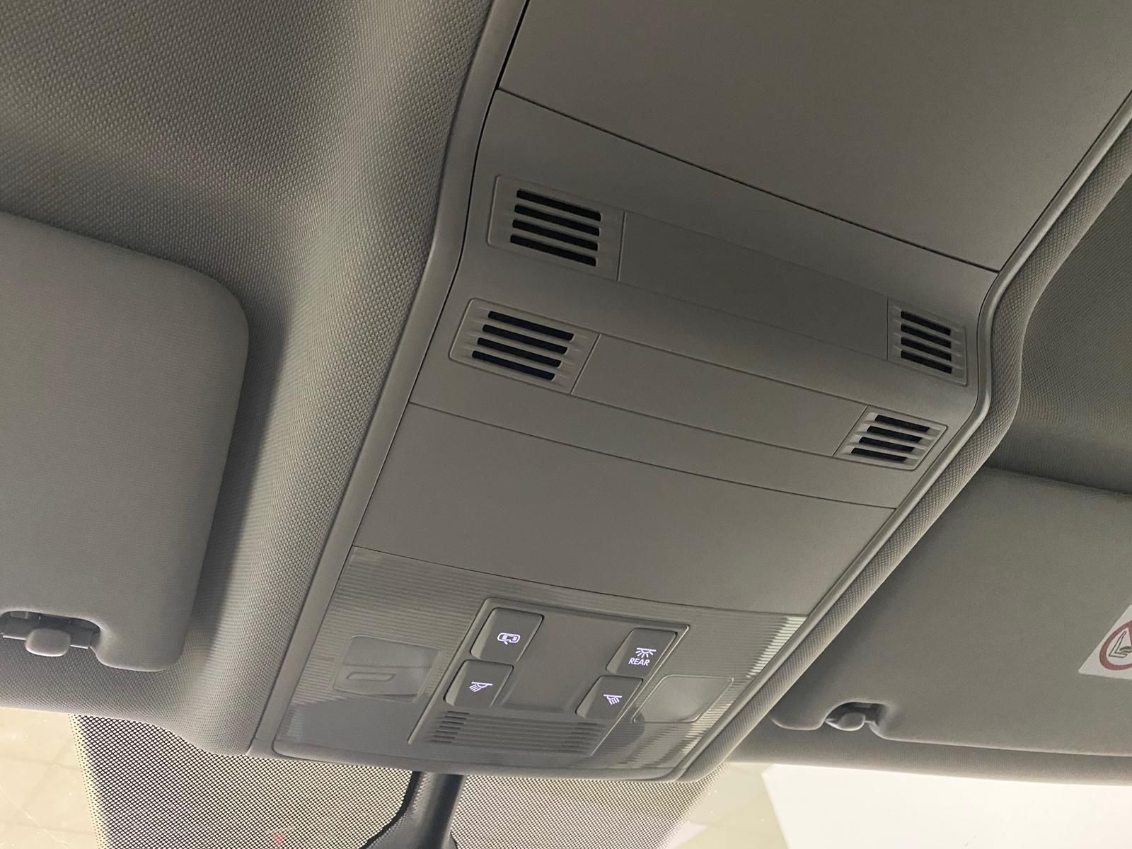 Fahrzeugabbildung Volkswagen Touran 1.4 TSI  Comfortline BMT/Star+ACC+3ZKLIMA