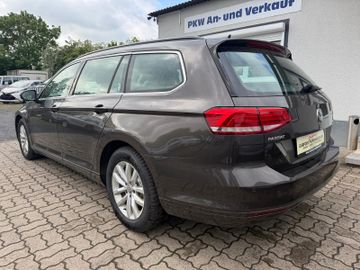 Volkswagen Passat Variant - 4