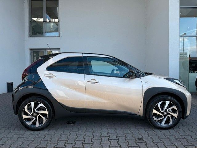 Fahrzeugabbildung Toyota Aygo X Business Edition 72PS Kamera/SHZ!
