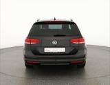 Volkswagen Passat Variant 1.4 TSI Comfortline Navi ACC PDC - Volkswagen Passat aus 2018