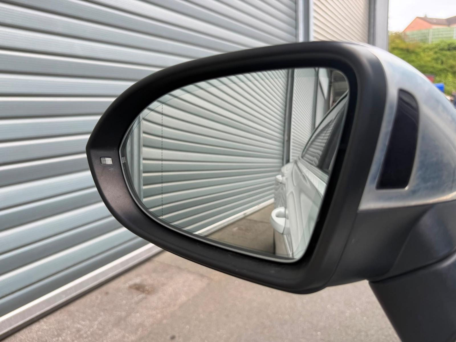 Volkswagen Arteon Elegance 4Motion Panno Leder Kam Garantie
