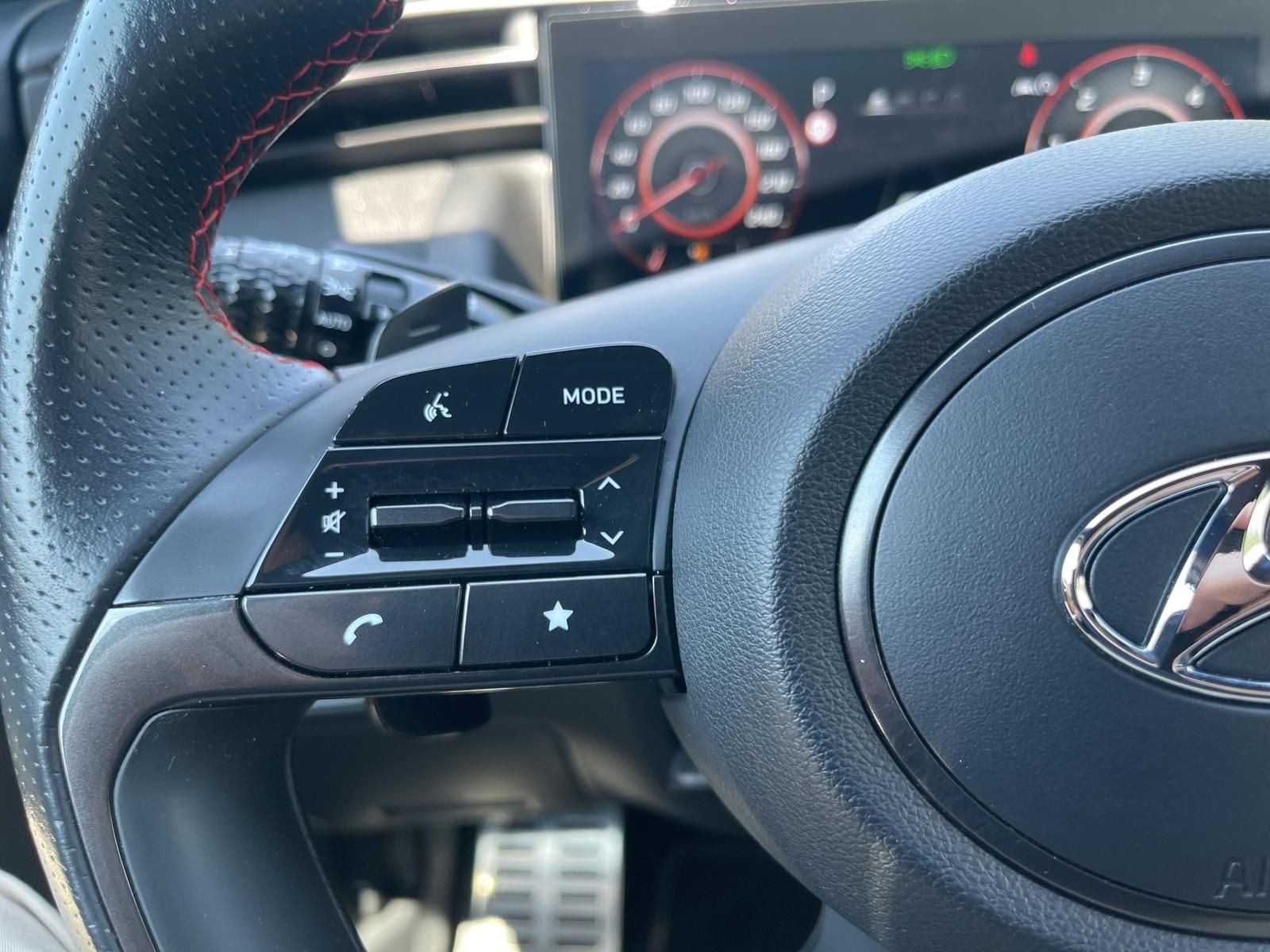 TUCSON N Line 4WD 1.6 CRDi LED NAVI APP RFK