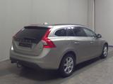 Volvo V60 D3 Momentum AHK Xenon Navi - gebrauchte Volvo V60 aus dem Jahr 2010