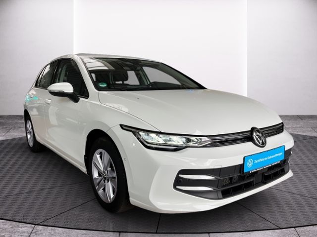 Fahrzeugabbildung Volkswagen Golf 1.5 eTSI DSG Life KESSY GJR LED APP-CONNECT
