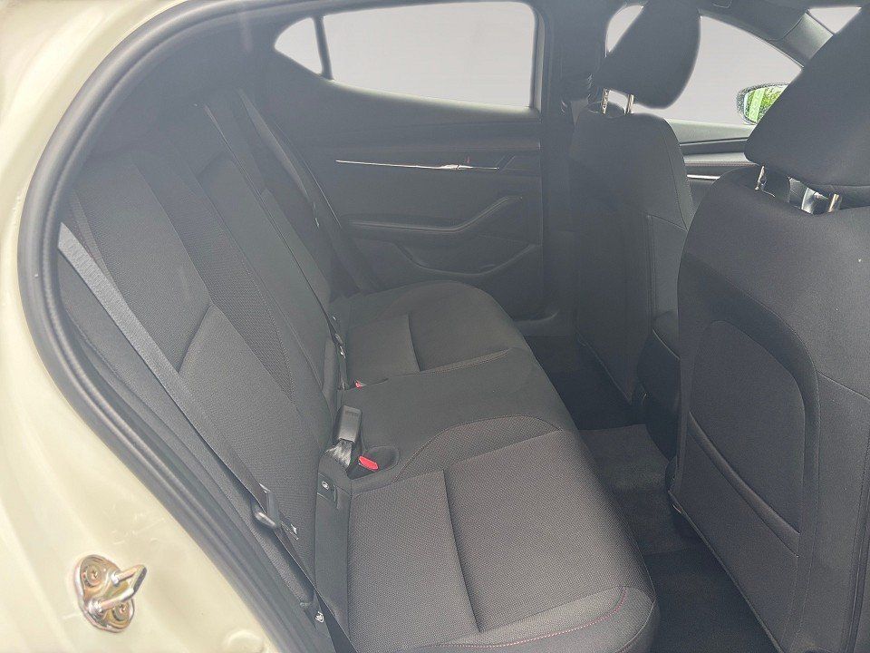 Fahrzeugabbildung Mazda 3 X 2.0i 186PS A/T HOMURA PRE-P