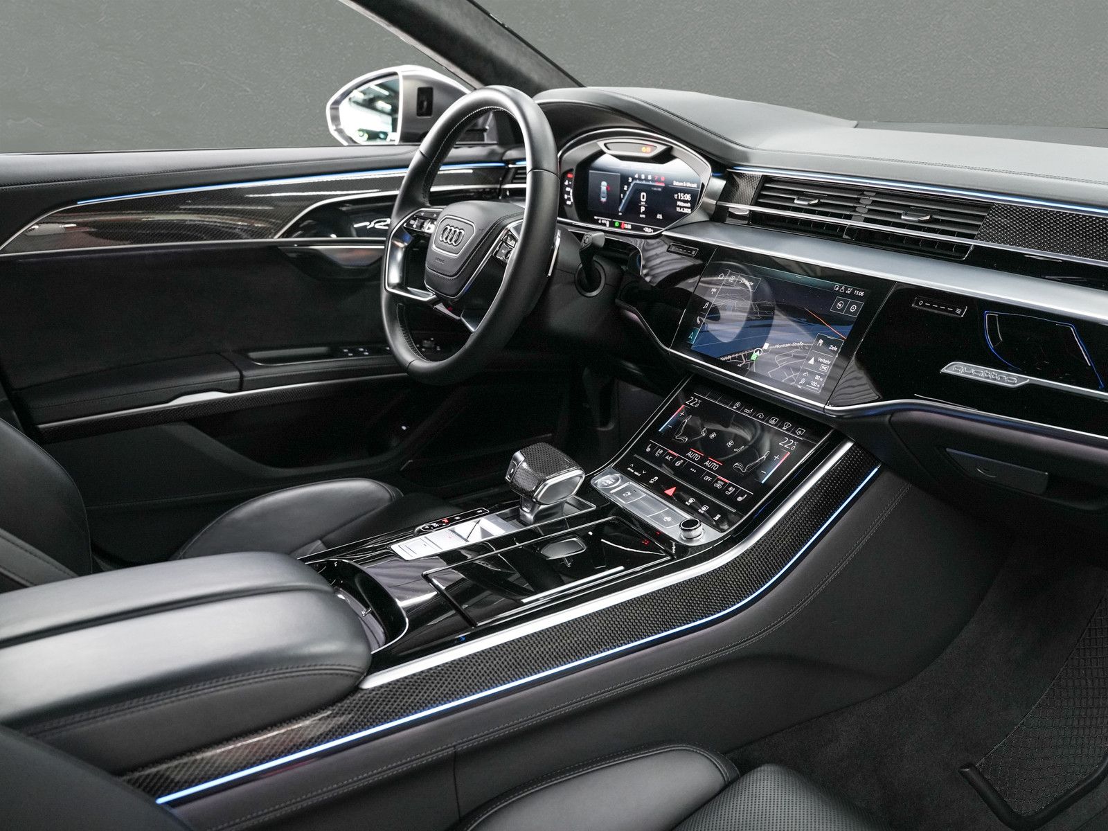 Fahrzeugabbildung Audi S8 ABT 700 - Massage vo+hi | Einzelsitze im Fond