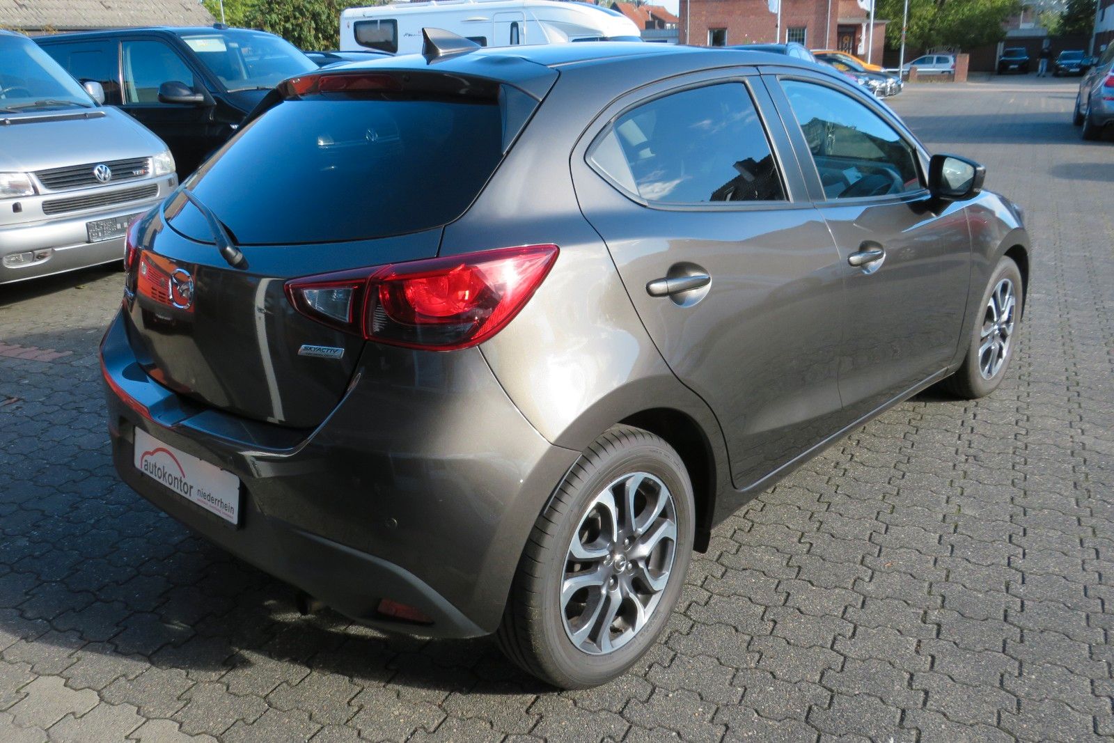 Fahrzeugabbildung Mazda KIZOKU KLIMA TELVOR PDC ALU SITZHEIZUNG u.v.m.