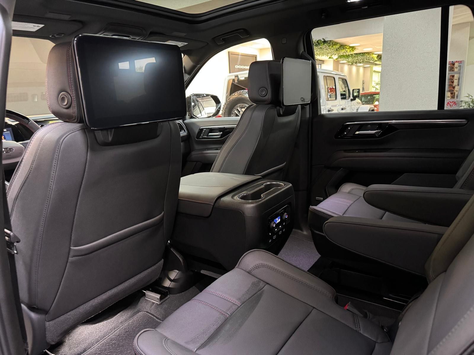 Fahrzeugabbildung Chevrolet 2026 TAHOE 6.2 ECOTEC RST 4x4-24"-ENTERTAINMENT