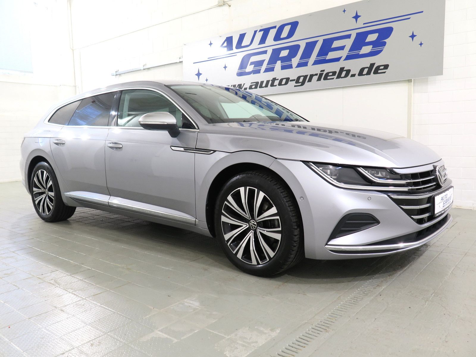 VW Arteon Shooting Brake Elegance eHybrid, AHK, LED