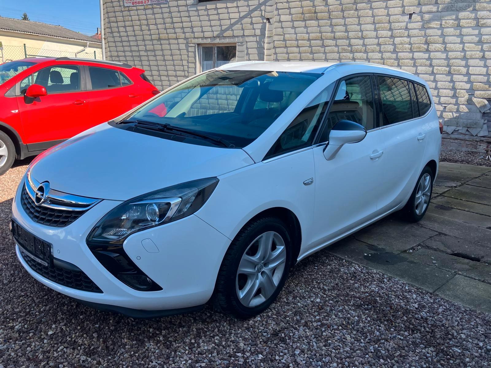 Opel Zafira C Tourer Innovation Navi BI-Xenon